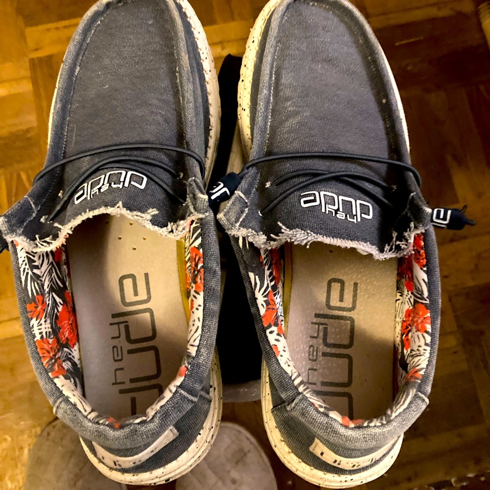 Hey Dude shoes US 10